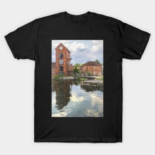 Canalside Living In Newbury T-Shirt